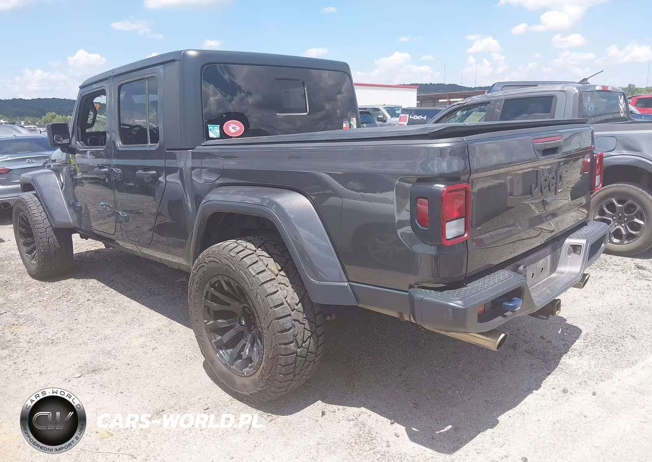 2023 Jeep Gladiator Sport S 4X4 VIN:1C6HJTAG8PL519472 - 3