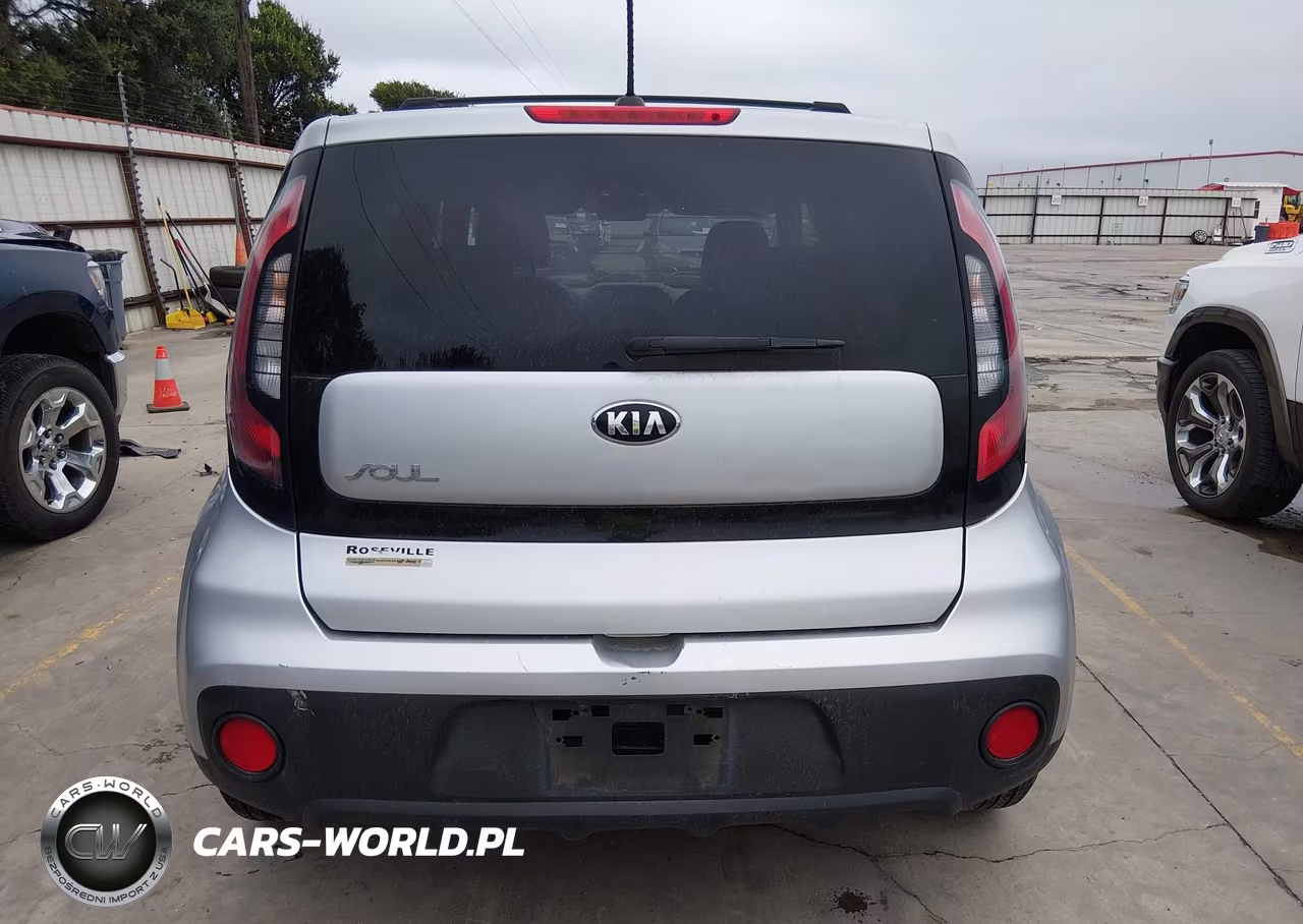 2017 Kia Soul VIN:KNDJN2A20H7421415 - 17
