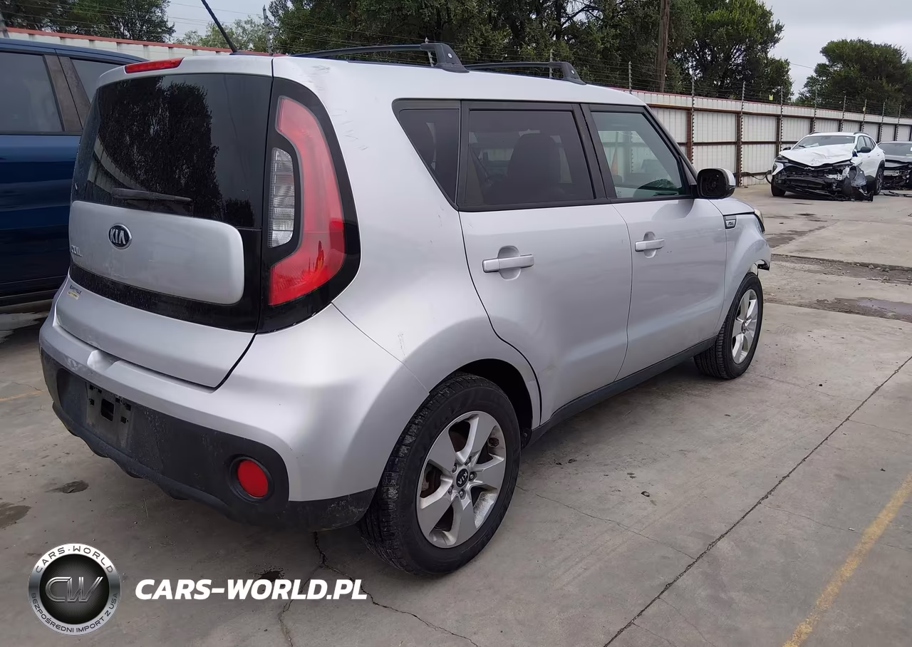 2017 Kia Soul VIN:KNDJN2A20H7421415 - 4