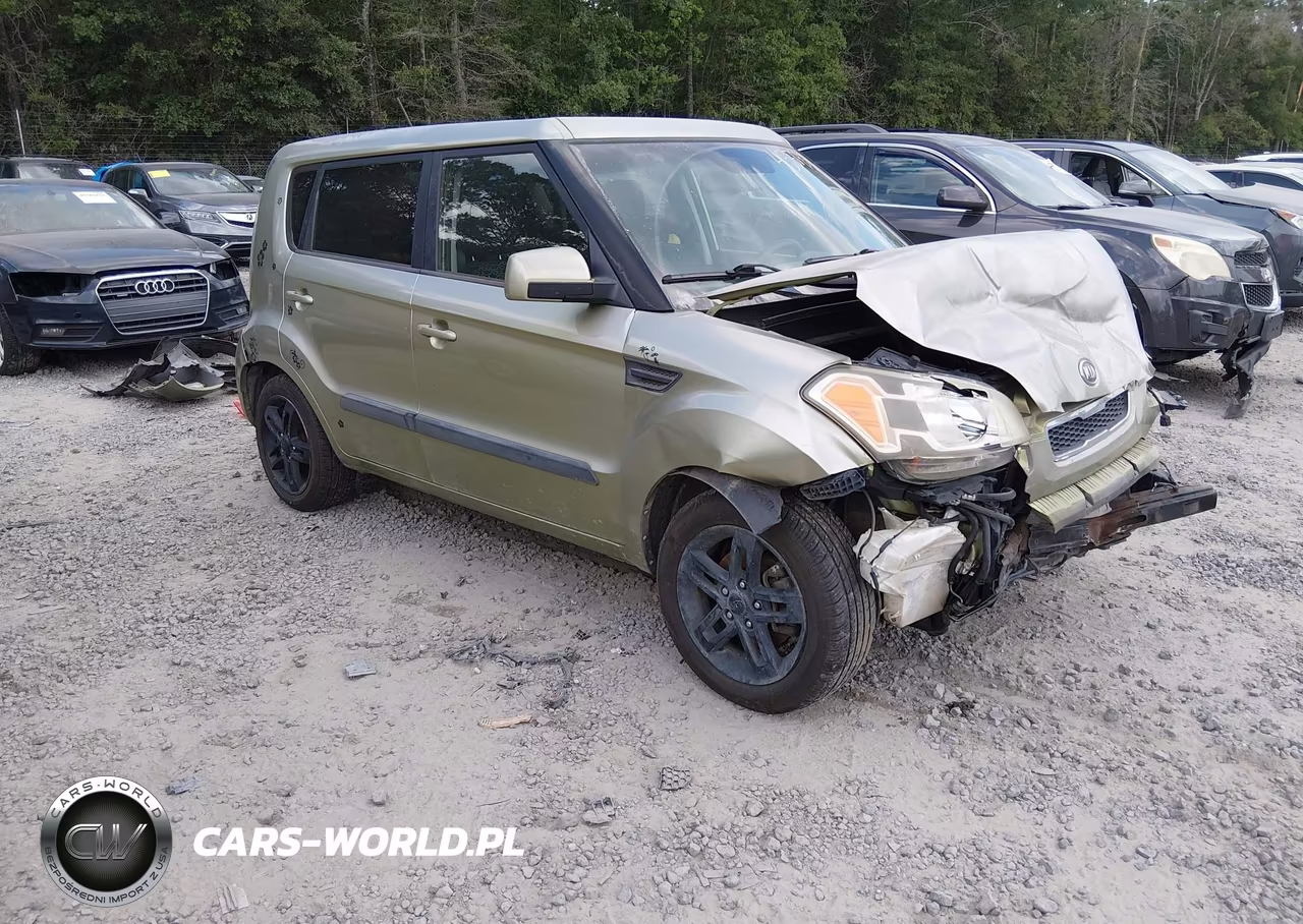 2011 Kia Soul +