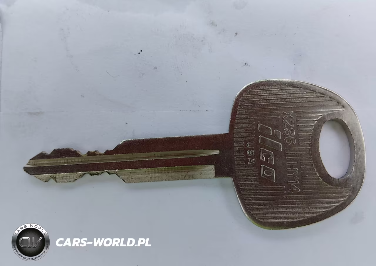 2005 Hyundai Elantra Gls-Gt VIN:KMHDN46D85U118832 - 11
