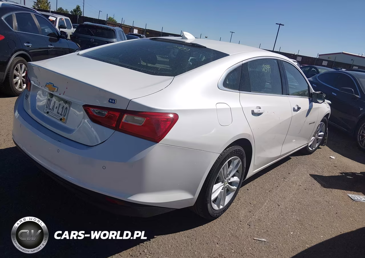 2017 Chevrolet Malibu Hybrid VIN:1G1ZJ5SU6HF149452 - 4