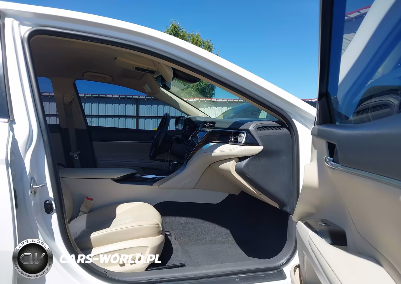 2018 Toyota Camry Xle VIN:4T1B11HK0JU507455 - 5