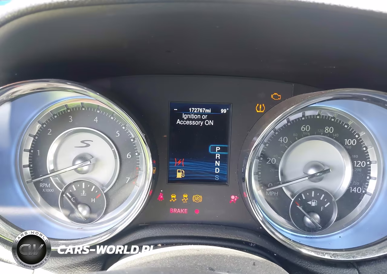 2013 Chrysler 300 300S VIN:2C3CCABG2DH599204 - 7