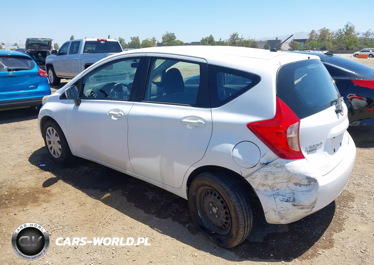 2015 Nissan Versa Note S (Sr)-S Plus-Sl-Sr-Sv VIN:3N1CE2CP7FL420761 - 3