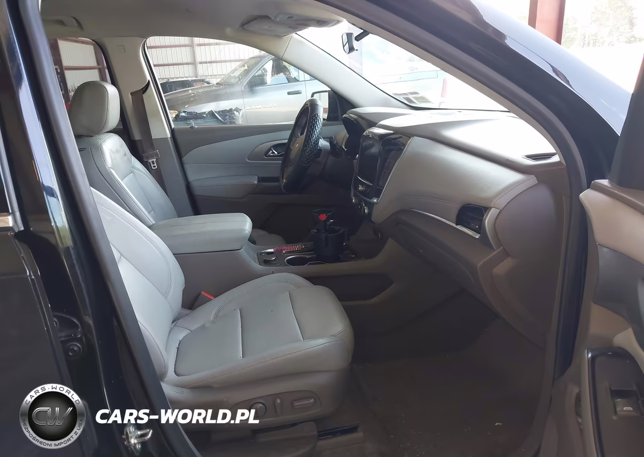 2019 Chevrolet Traverse 3Lt VIN:1GNEVHKWXKJ280490 - 5