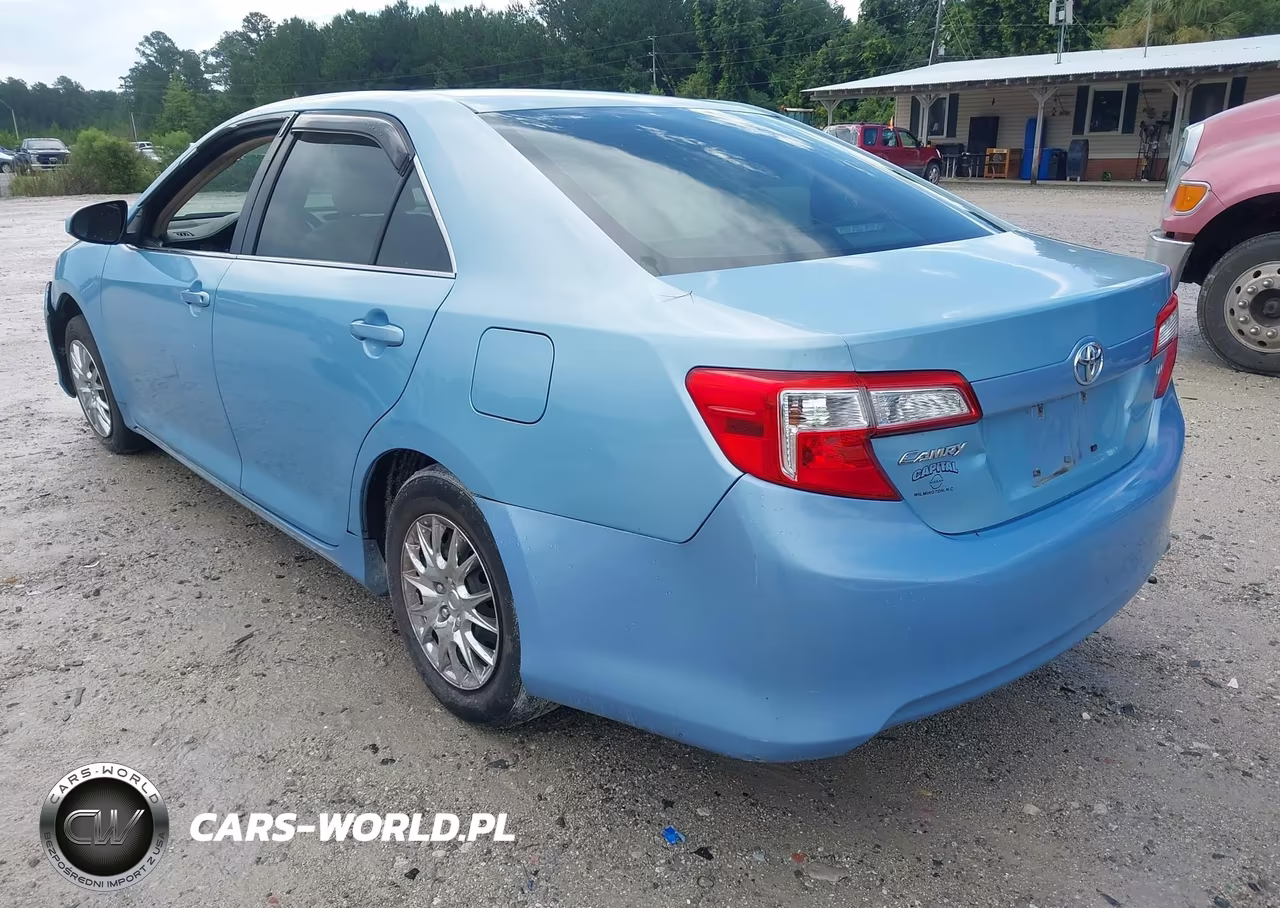 2012 Toyota Camry Le VIN:4T1BF1FK4CU631610 - 3