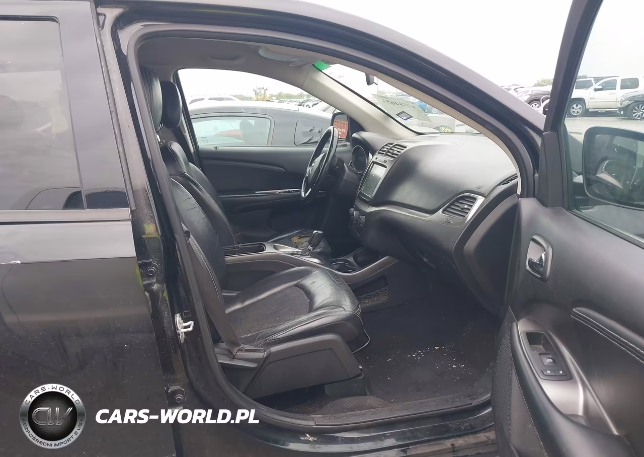 2018 Dodge Journey Crossroad VIN:3C4PDCGB4JT473741 - 5