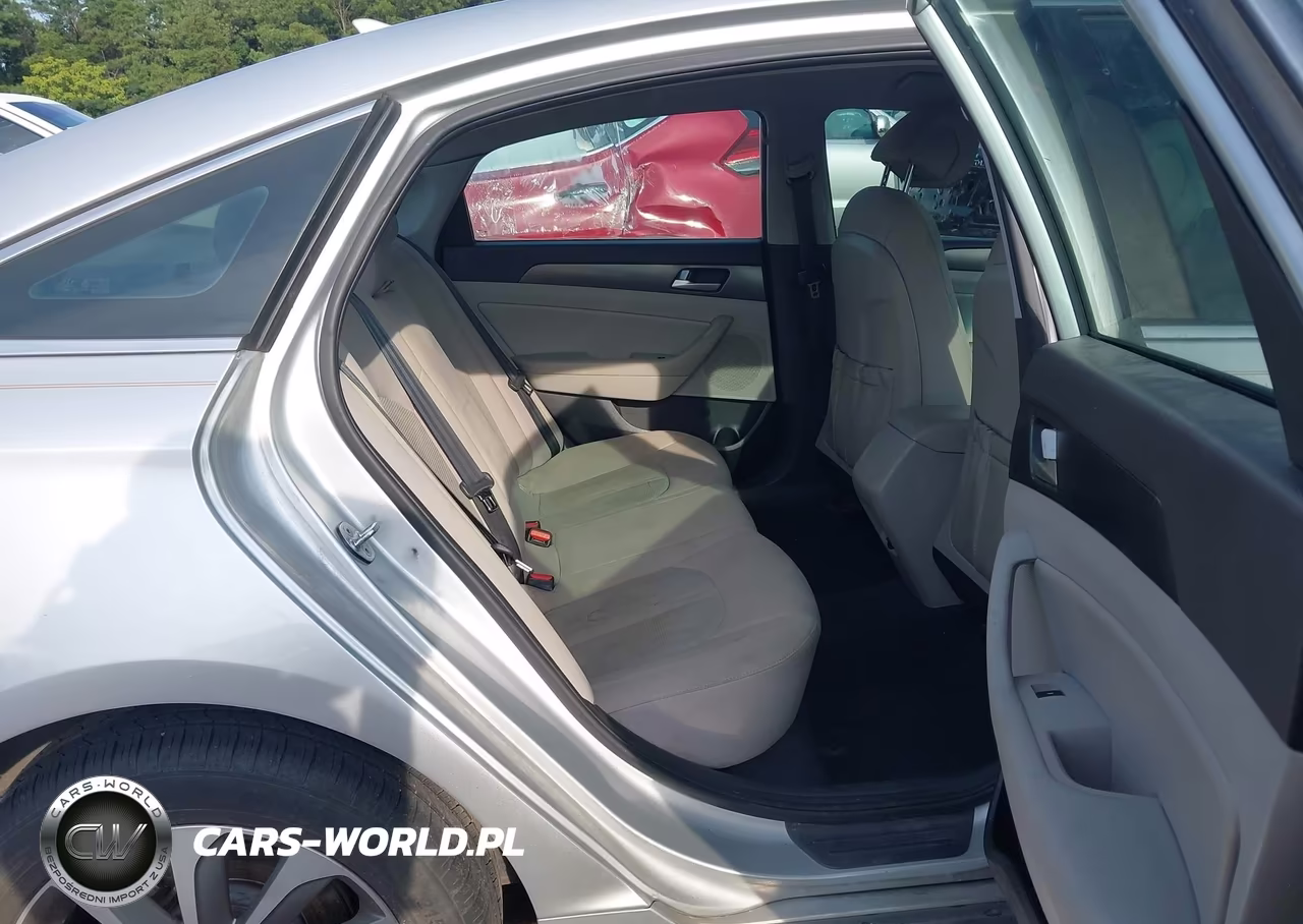 2016 Hyundai Sonata Sport VIN:5NPE34AF1GH420161 - 8