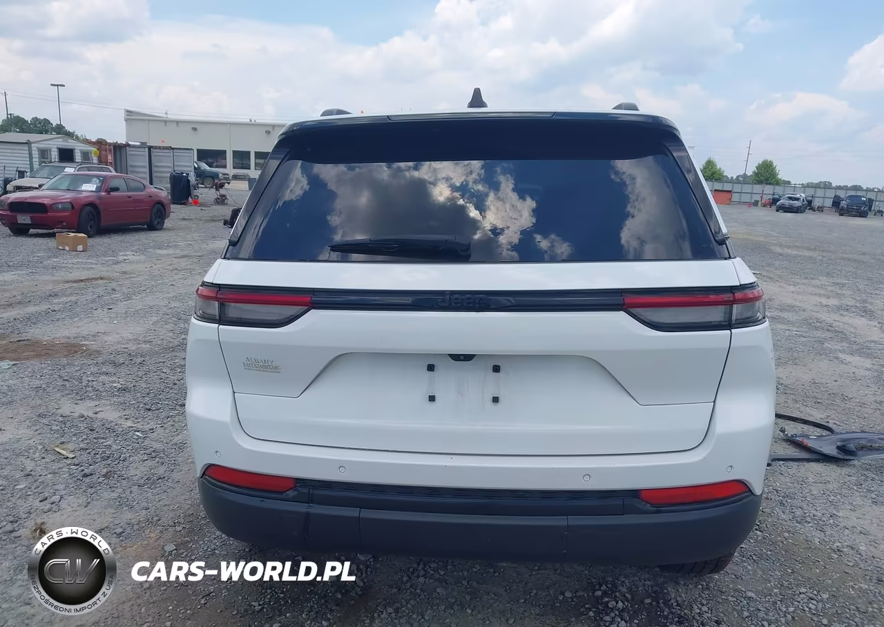 2024 Jeep Grand Cherokee Altitude 4X2 VIN:1C4RJGAG6R8546471 - 15