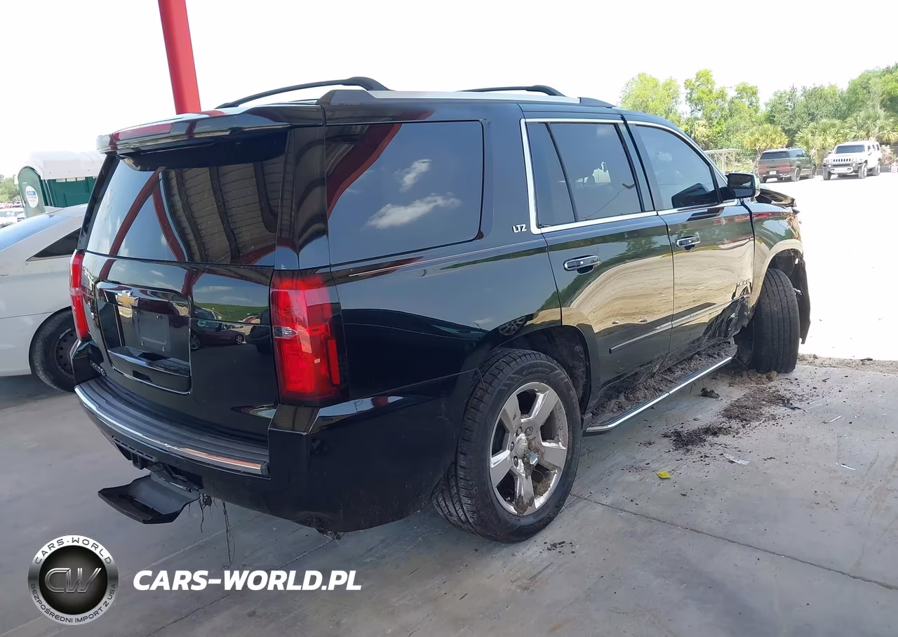 2016 Chevrolet Tahoe Ltz VIN:1GNSCCKC0GR360133 - 4