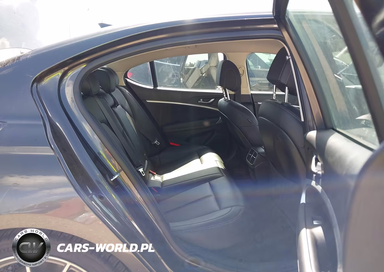 2023 Genesis G70 2.0T Awd VIN:KMTG34TA9PU131174 - 8