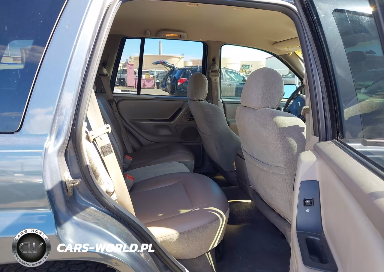 2001 Jeep Grand Cherokee Laredo VIN:1J4GW48S51C575344 - 8