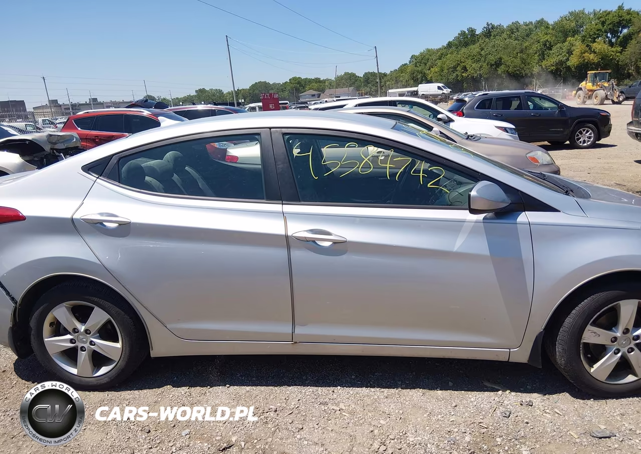 2013 Hyundai Elantra Gls VIN:5NPDH4AE3DH263149 - 13