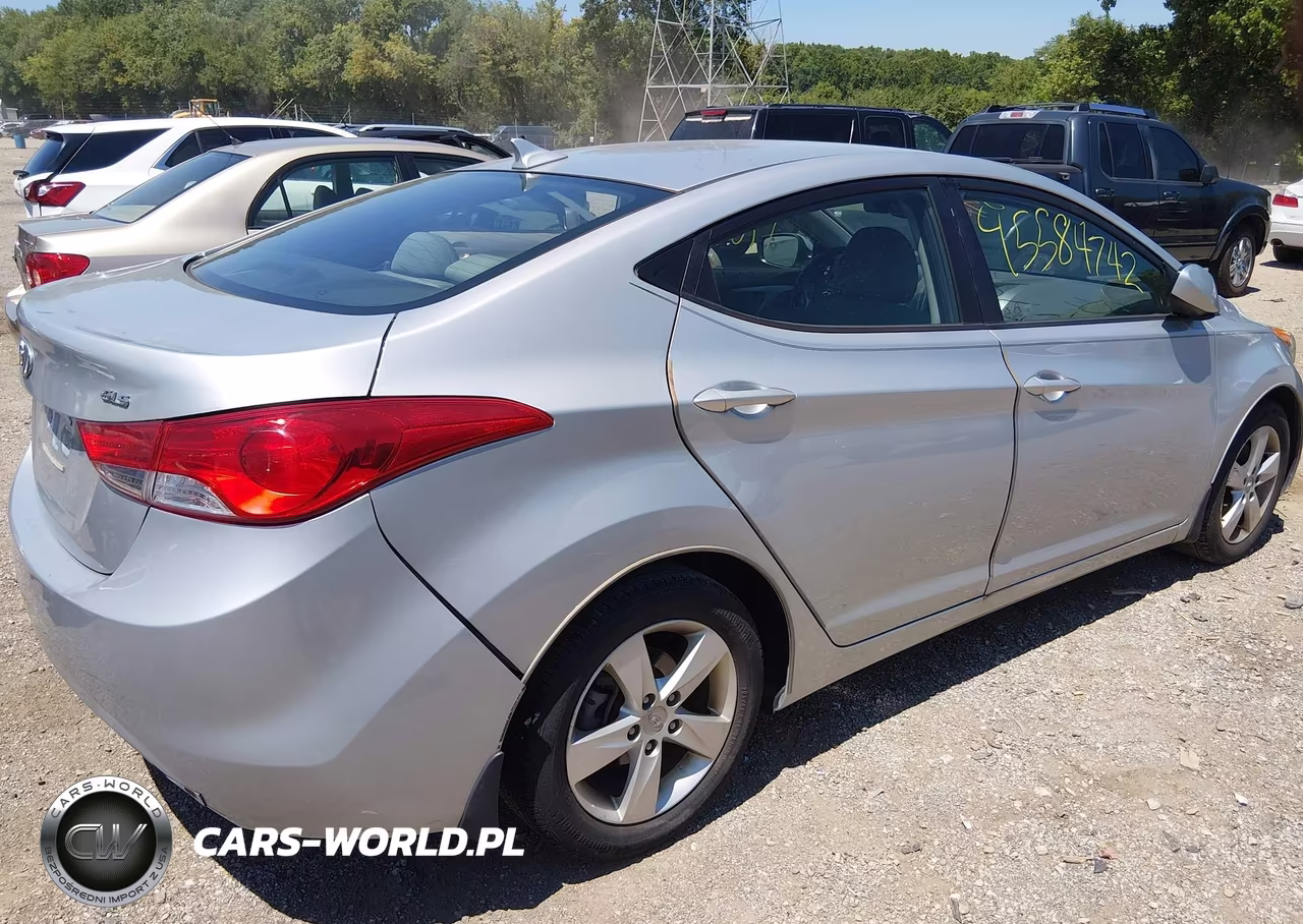 2013 Hyundai Elantra Gls VIN:5NPDH4AE3DH263149 - 17