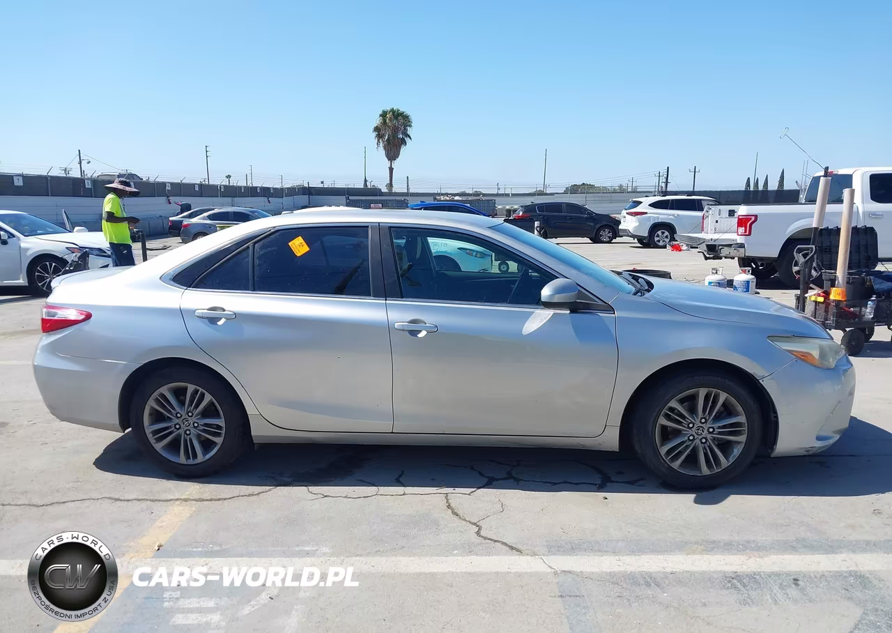 2015 Toyota Camry Se VIN:4T1BF1FKXFU097209 - 13