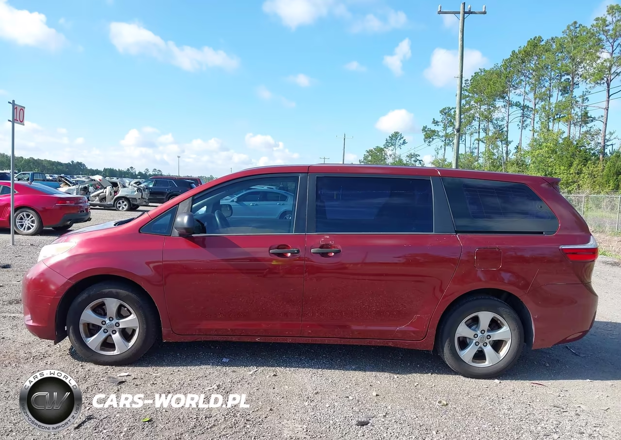 2017 Toyota Sienna L 7 Passenger VIN:5TDZZ3DC7HS798668 - 14