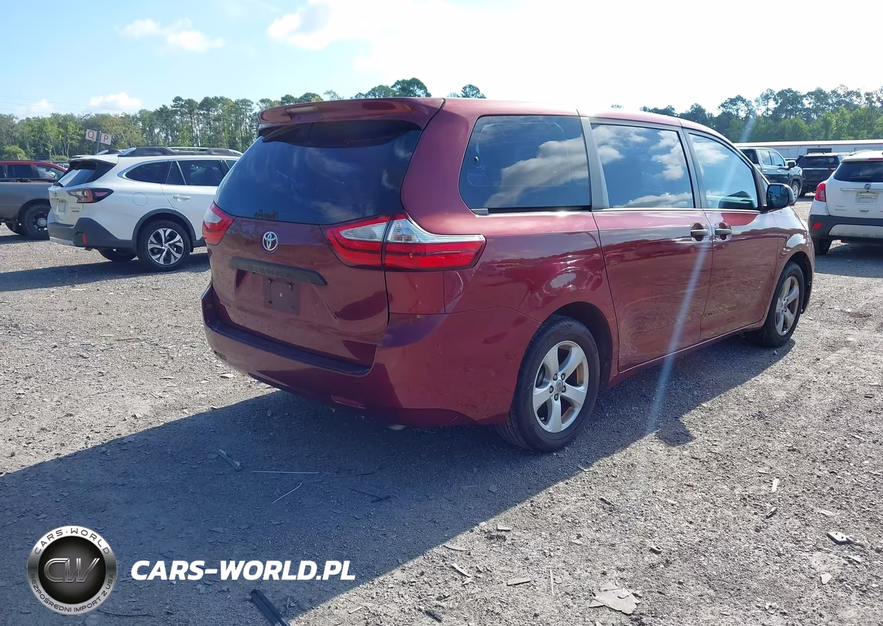 2017 Toyota Sienna L 7 Passenger VIN:5TDZZ3DC7HS798668 - 4
