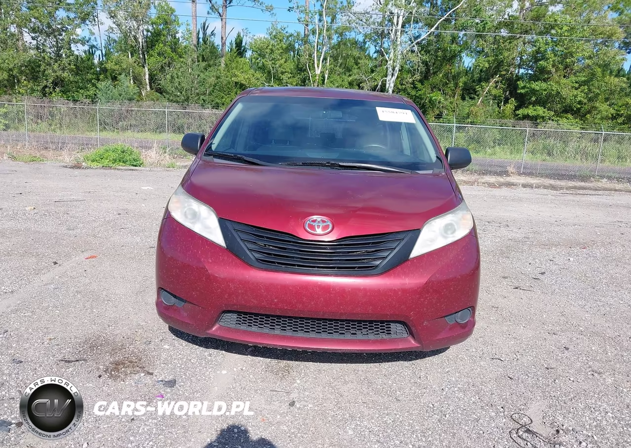 2017 Toyota Sienna L 7 Passenger VIN:5TDZZ3DC7HS798668 - 6