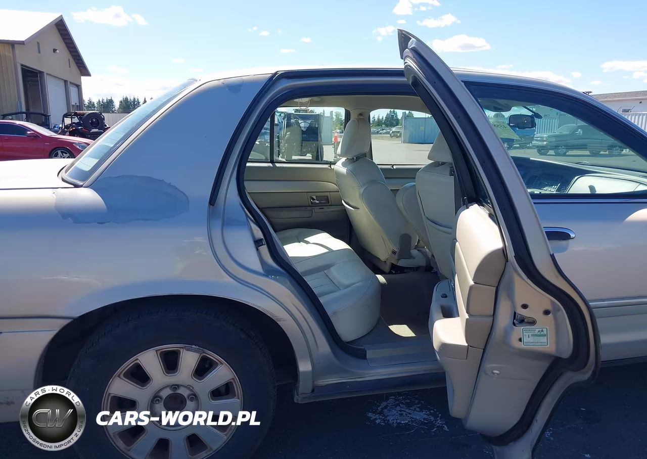 2007 Mercury Grand Marquis Ls VIN:2MHHM75V57X611787 - 8