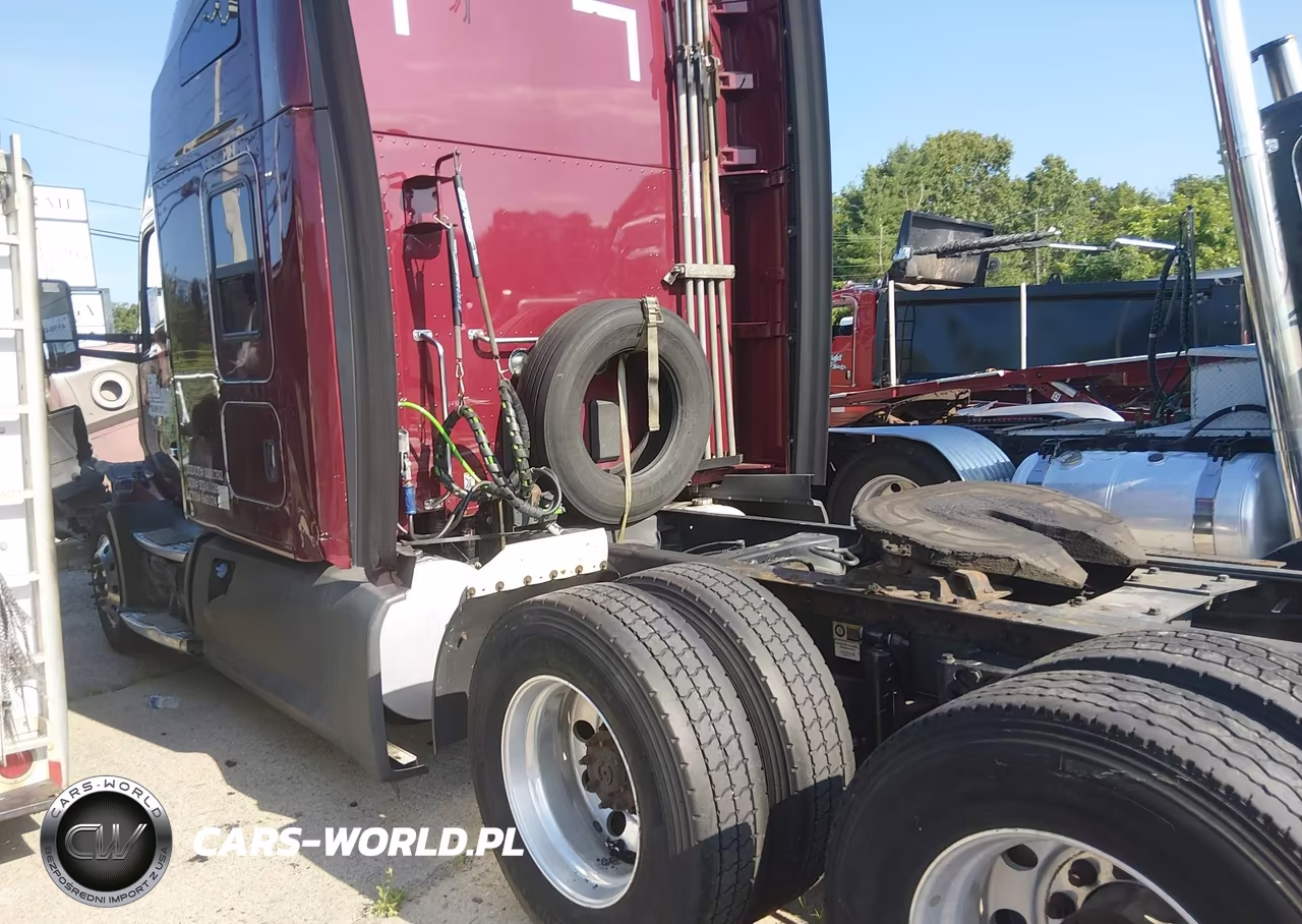 2019 Kenworth T680 VIN:1XKYD49X8KJ241126 - 15