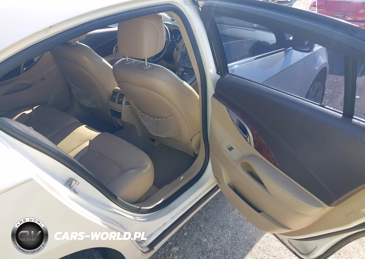2010 Buick Lacrosse Cxs VIN:1G4GE5GV0AF298784 - 8