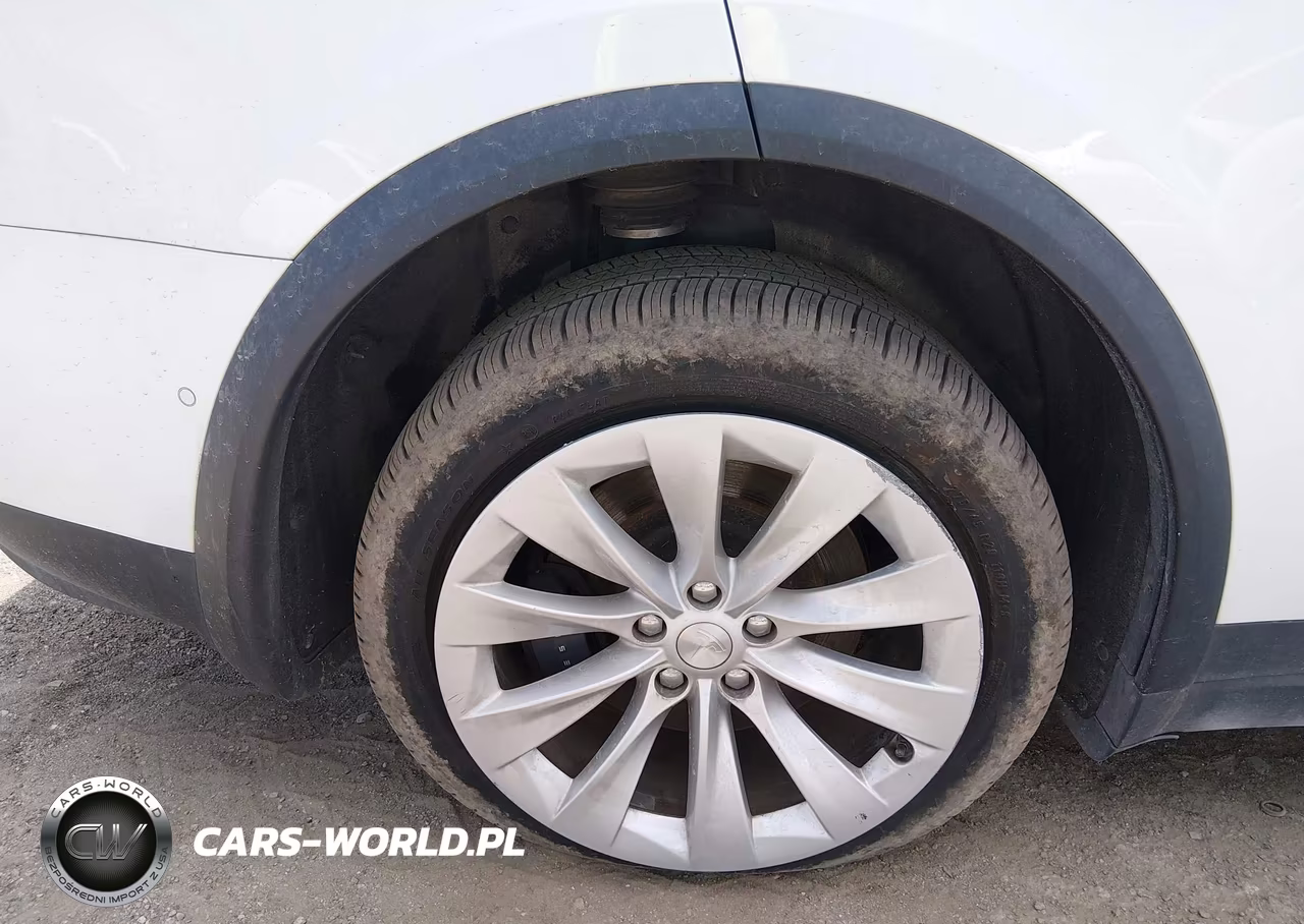 2020 Tesla Model X Long Range Dual Motor All-Wheel Drive-Long Range Plus Dual Motor All-Wheel Drive VIN:5YJXCAE22LF262324 - 6