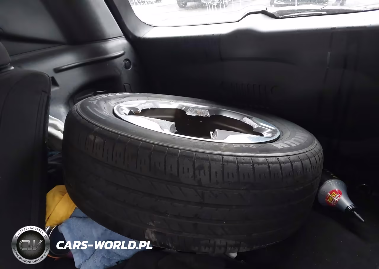2018 Jeep Renegade Sport 4X4 VIN:ZACCJBABXJPH75374 - 12