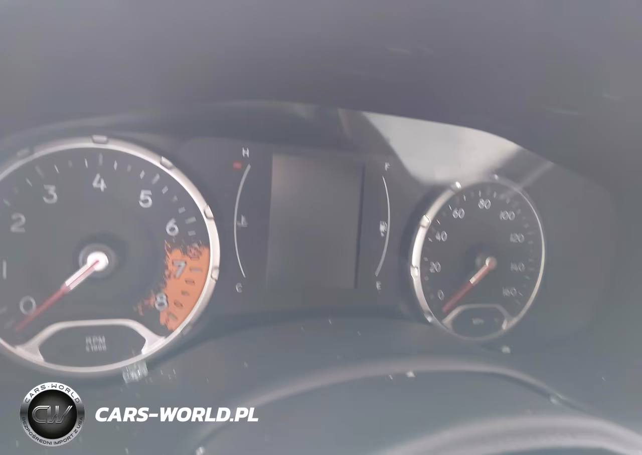 2018 Jeep Renegade Sport 4X4 VIN:ZACCJBABXJPH75374 - 7