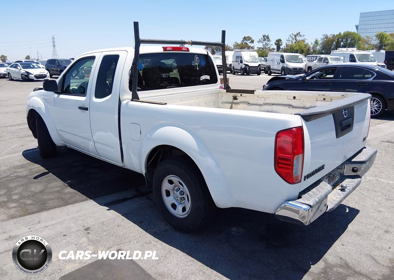 2015 Nissan Frontier S VIN:1N6BD0CT2FN725028 - 3