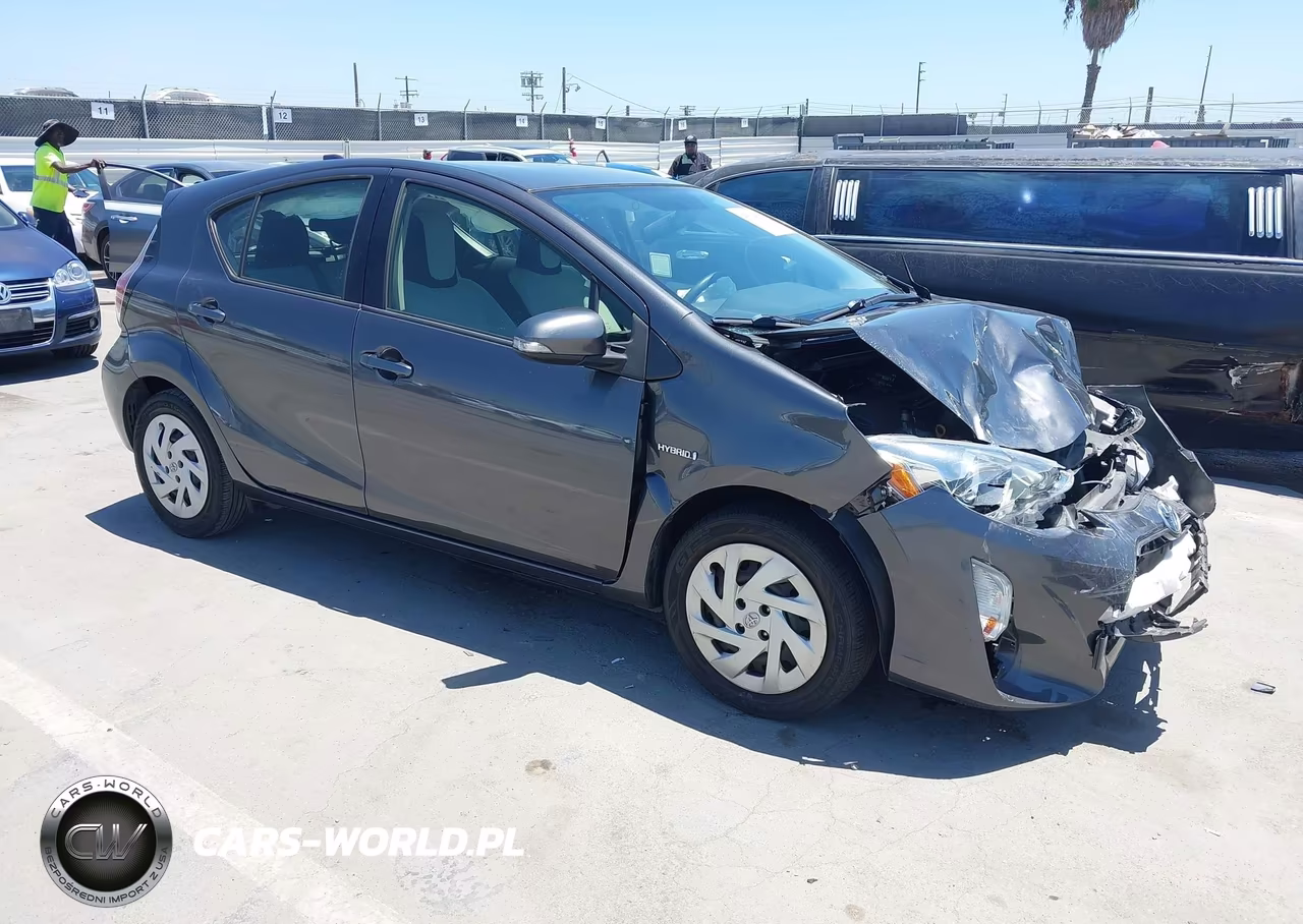 2016 Toyota Prius C One – zdjęcie 1 z 21