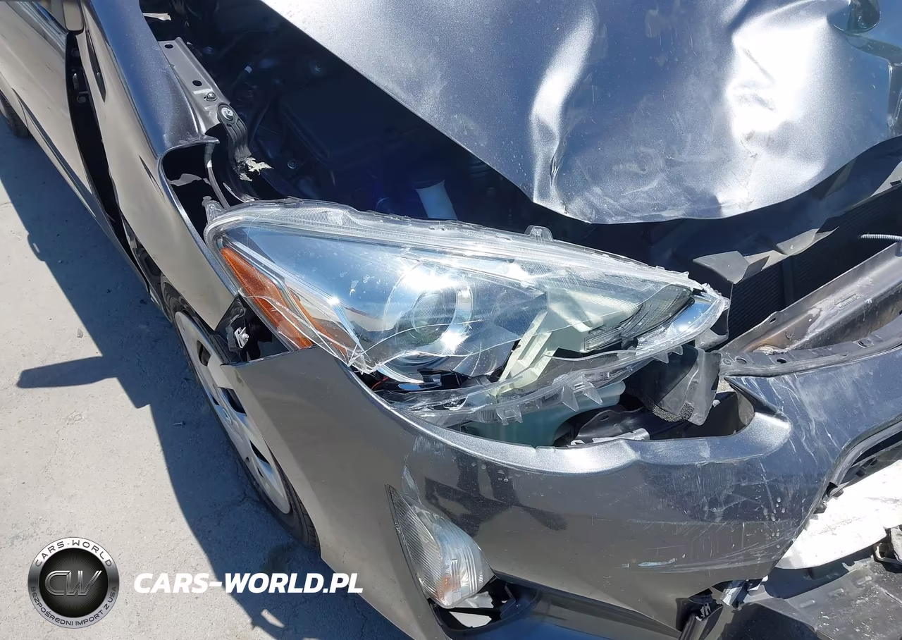 2016 Toyota Prius C One VIN:JTDKDTB30G1129172 - 17