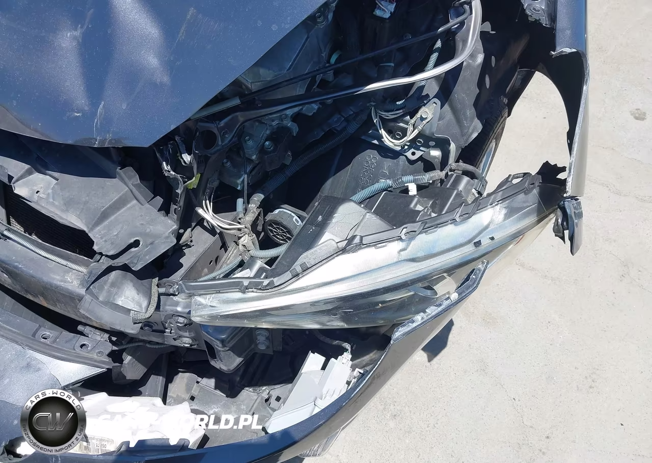 2016 Toyota Prius C One VIN:JTDKDTB30G1129172 - 19
