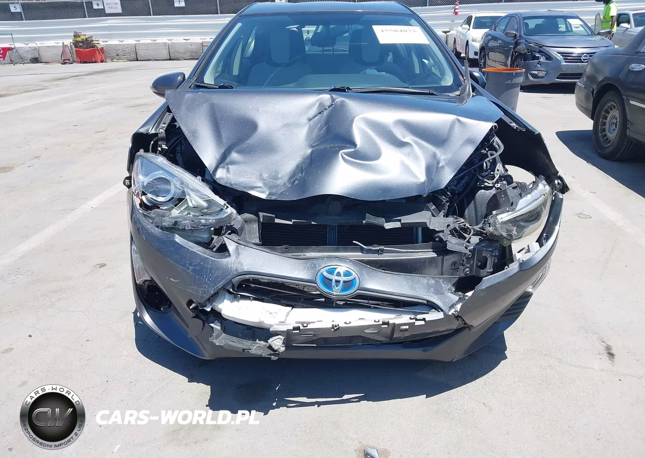 2016 Toyota Prius C One VIN:JTDKDTB30G1129172 - 6