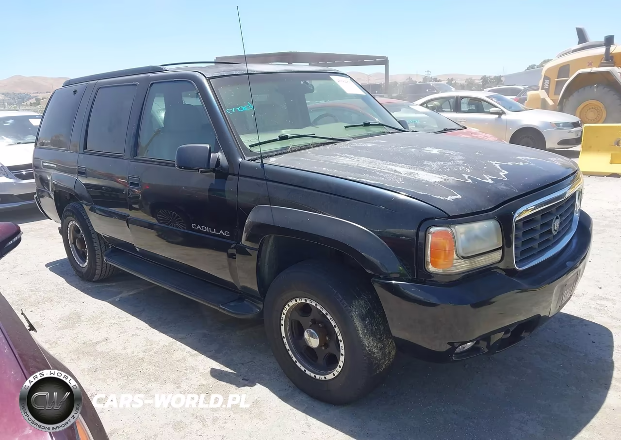 2000 Cadillac Escalade Standard