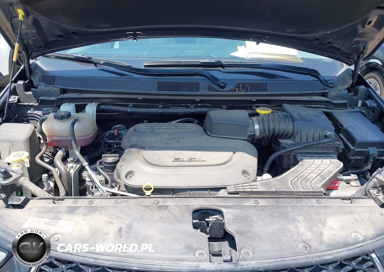 2021 Chrysler Pacifica Touring L VIN:2C4RC1BG4MR517215 - 10