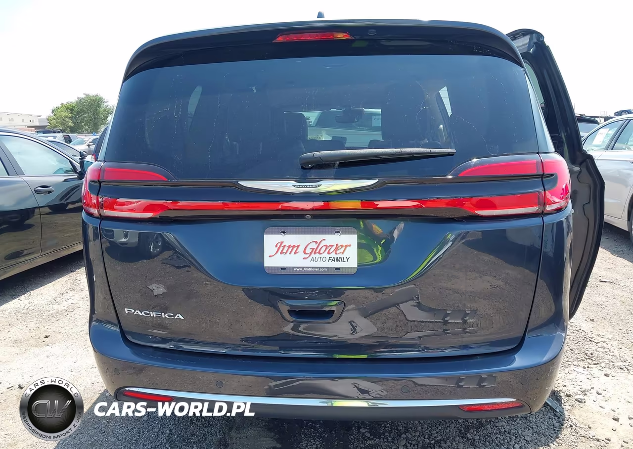 2021 Chrysler Pacifica Touring L VIN:2C4RC1BG4MR517215 - 16