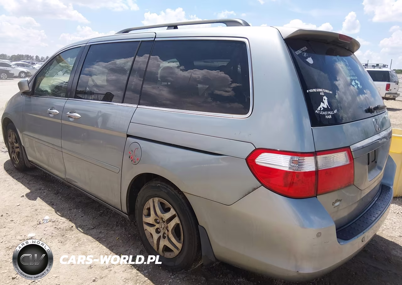 2005 Honda Odyssey Touring VIN:5FNRL38835B119387 - 3
