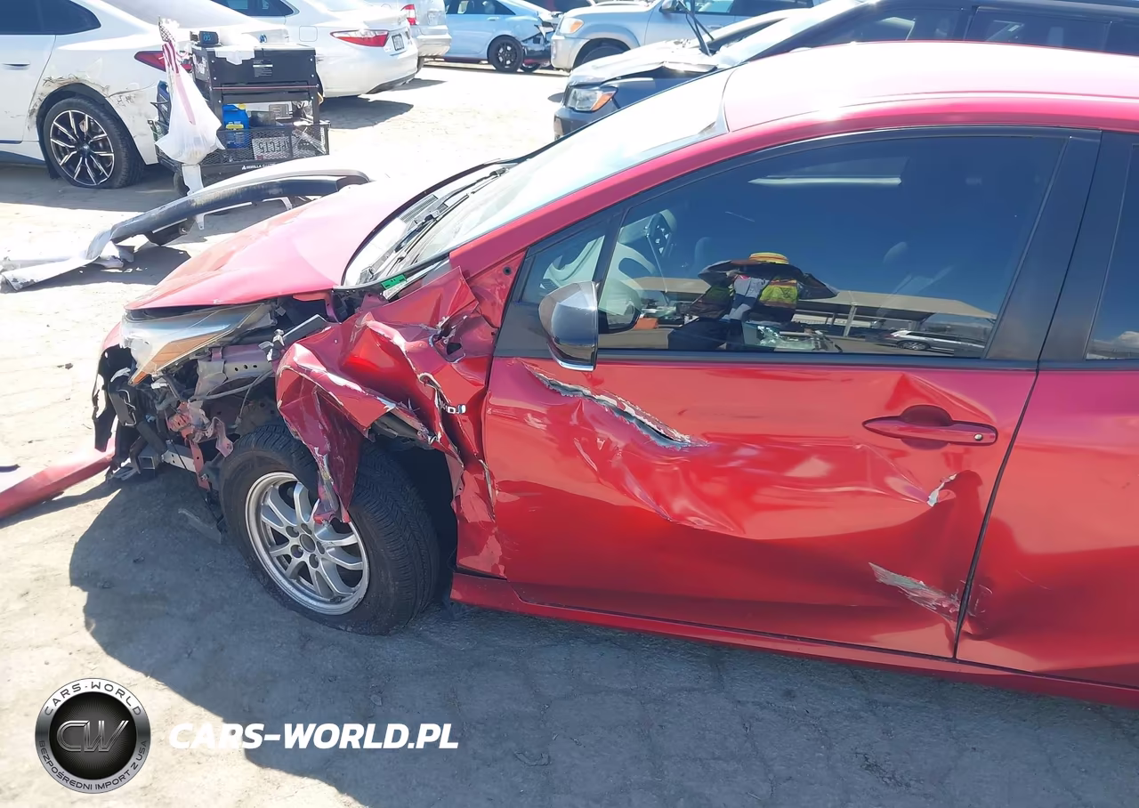 2017 Toyota Prius Two VIN:JTDKBRFU5H3545736 - 6