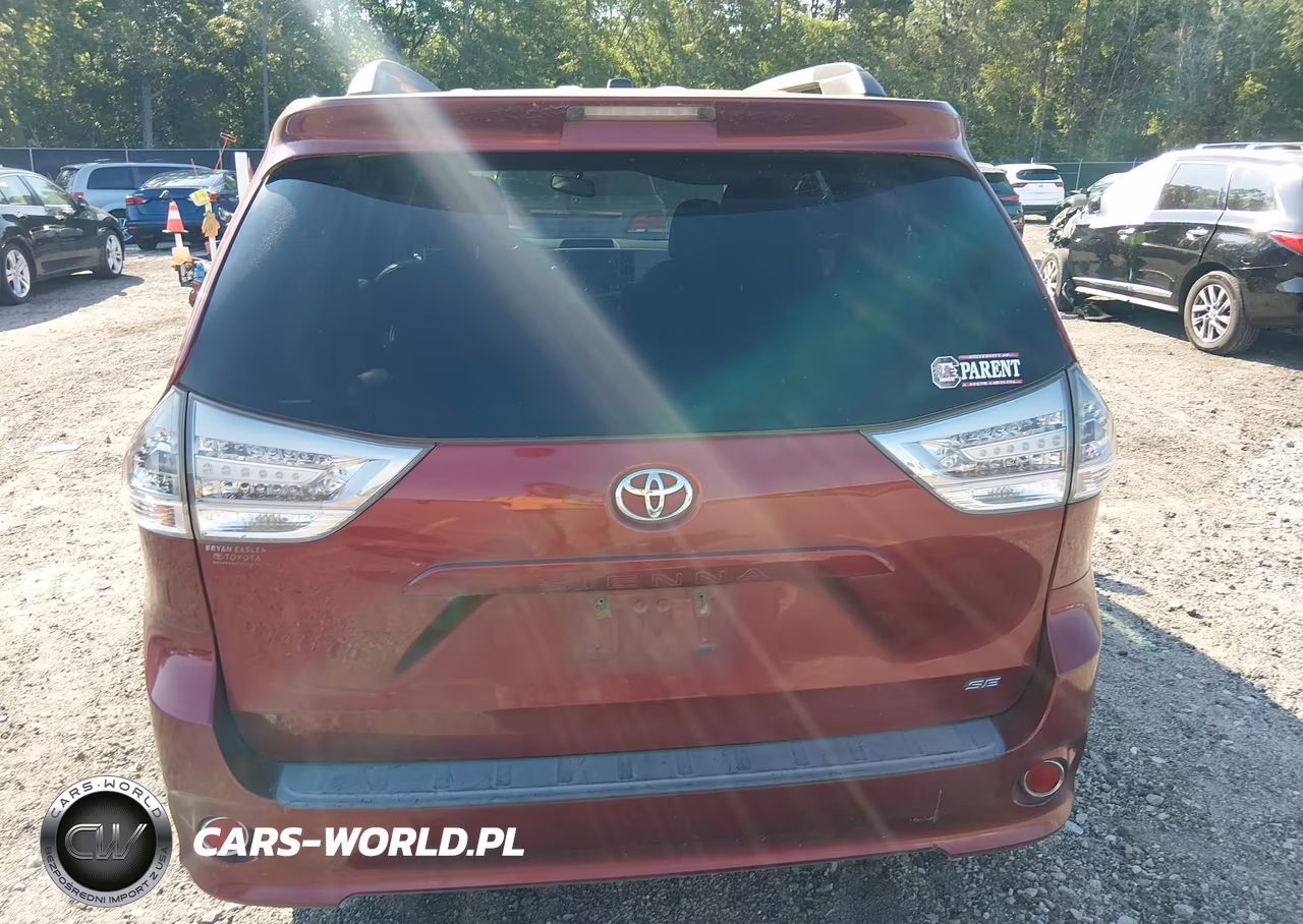 2013 Toyota Sienna Se 8 Passenger VIN:5TDXK3DC8DS401104 - 17