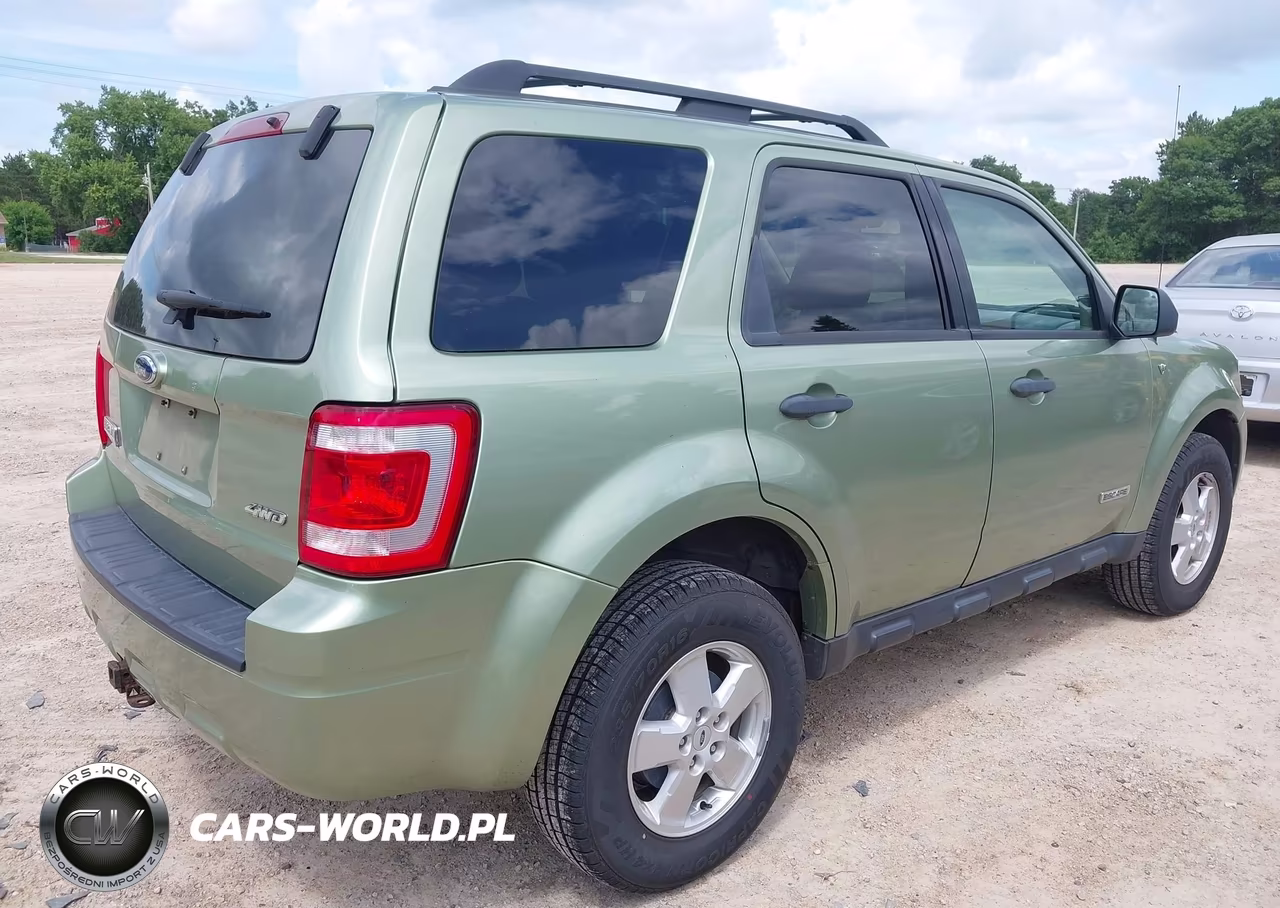 2008 Ford Escape Xlt VIN:1FMCU93128KE21613 - 4