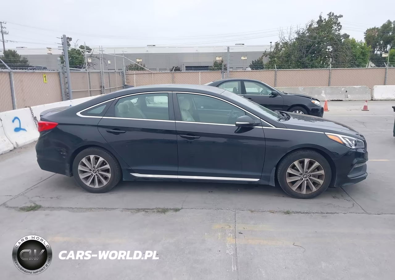 2015 Hyundai Sonata Sport VIN:5NPE34AFXFH222743 - 13