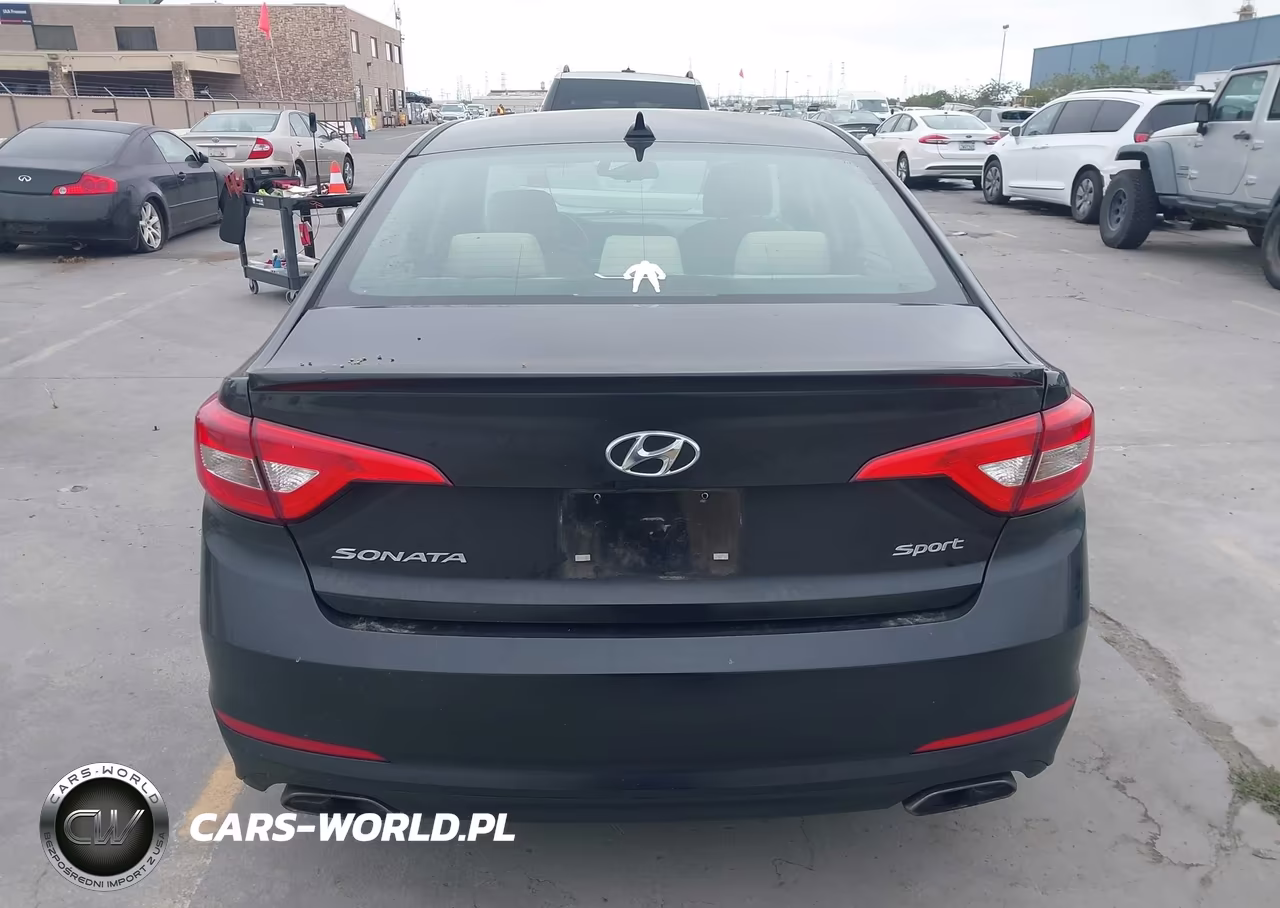 2015 Hyundai Sonata Sport VIN:5NPE34AFXFH222743 - 16