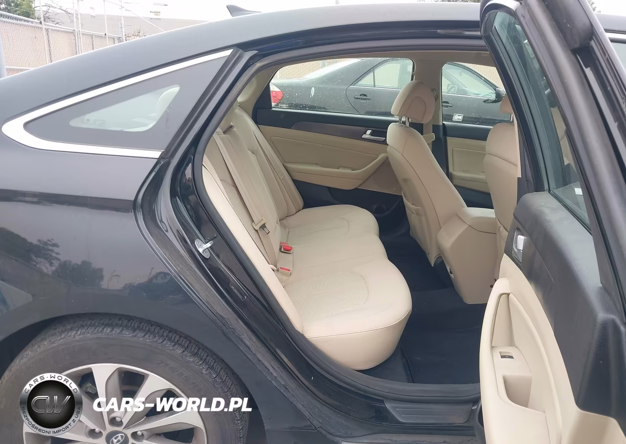 2015 Hyundai Sonata Sport VIN:5NPE34AFXFH222743 - 8