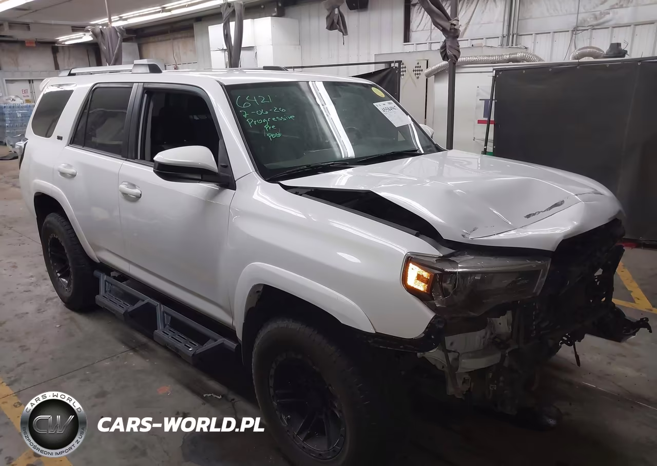 2021 Toyota 4Runner Sr5 – zdjęcie 1 z 17