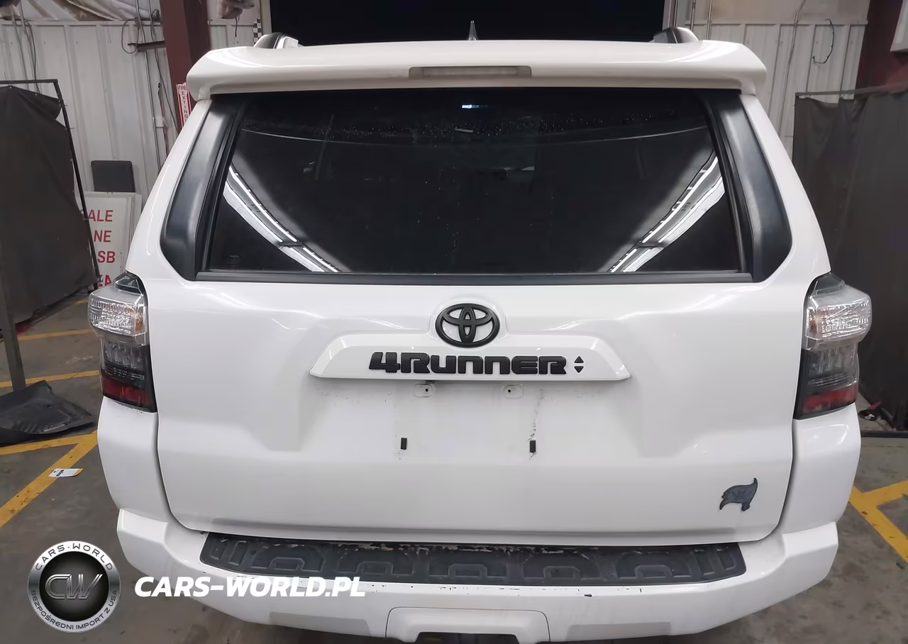 2021 Toyota 4Runner Sr5 VIN:JTEMU5JR2M5933922 - 17