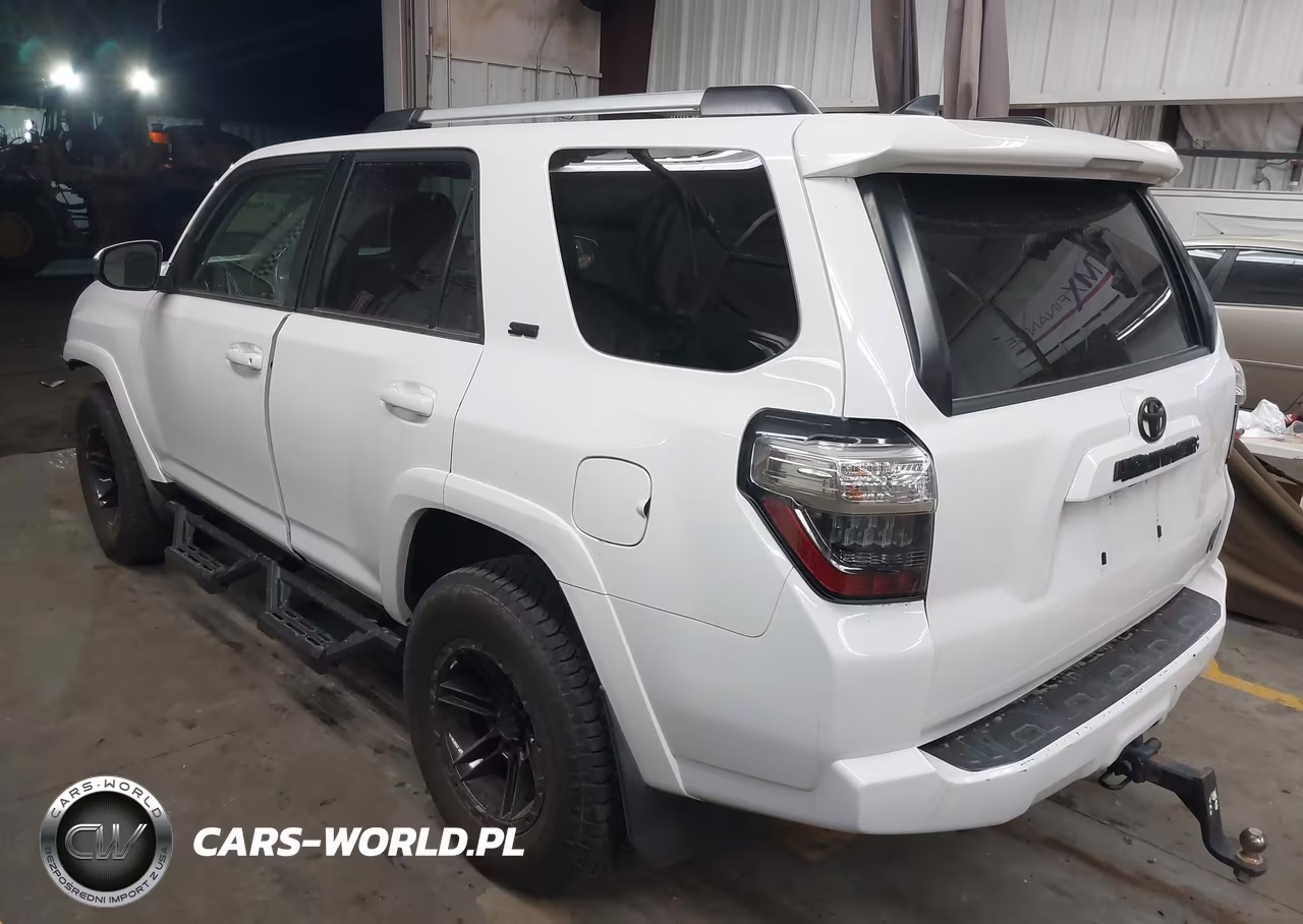2021 Toyota 4Runner Sr5 VIN:JTEMU5JR2M5933922 - 3