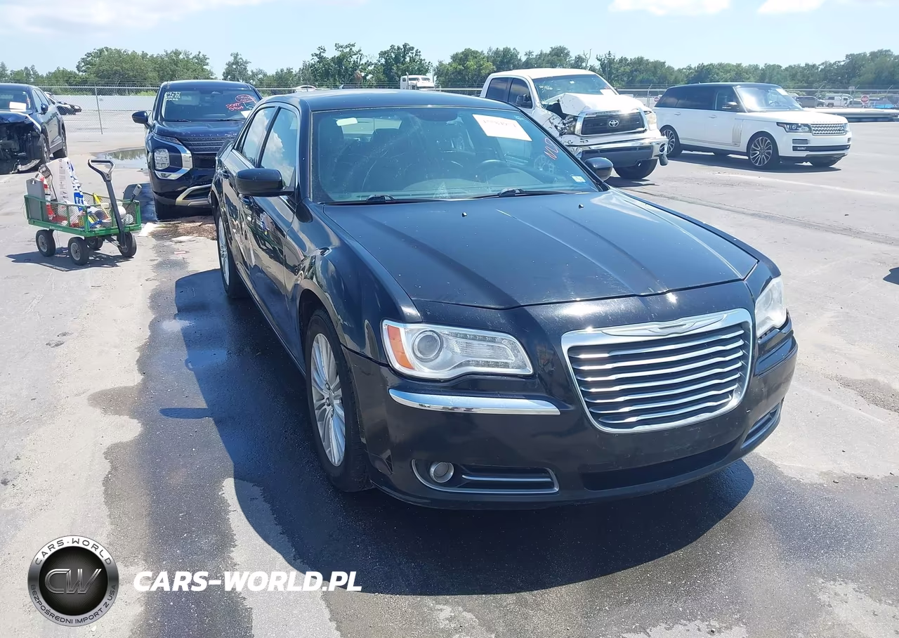 2014 Chrysler 300 – zdjęcie 1 z 22