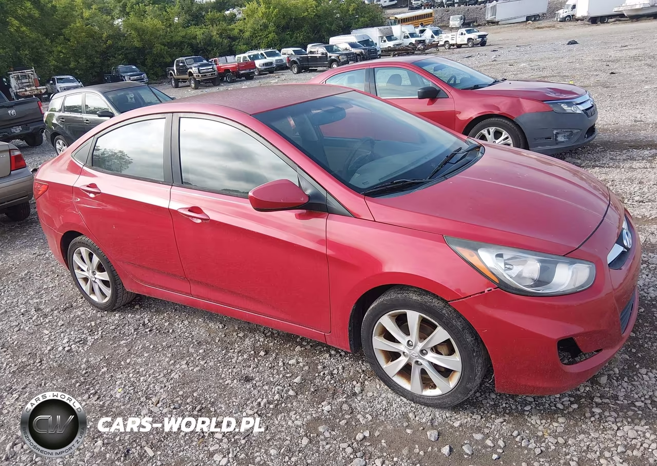 2013 Hyundai Accent Gls – zdjęcie 1 z 13