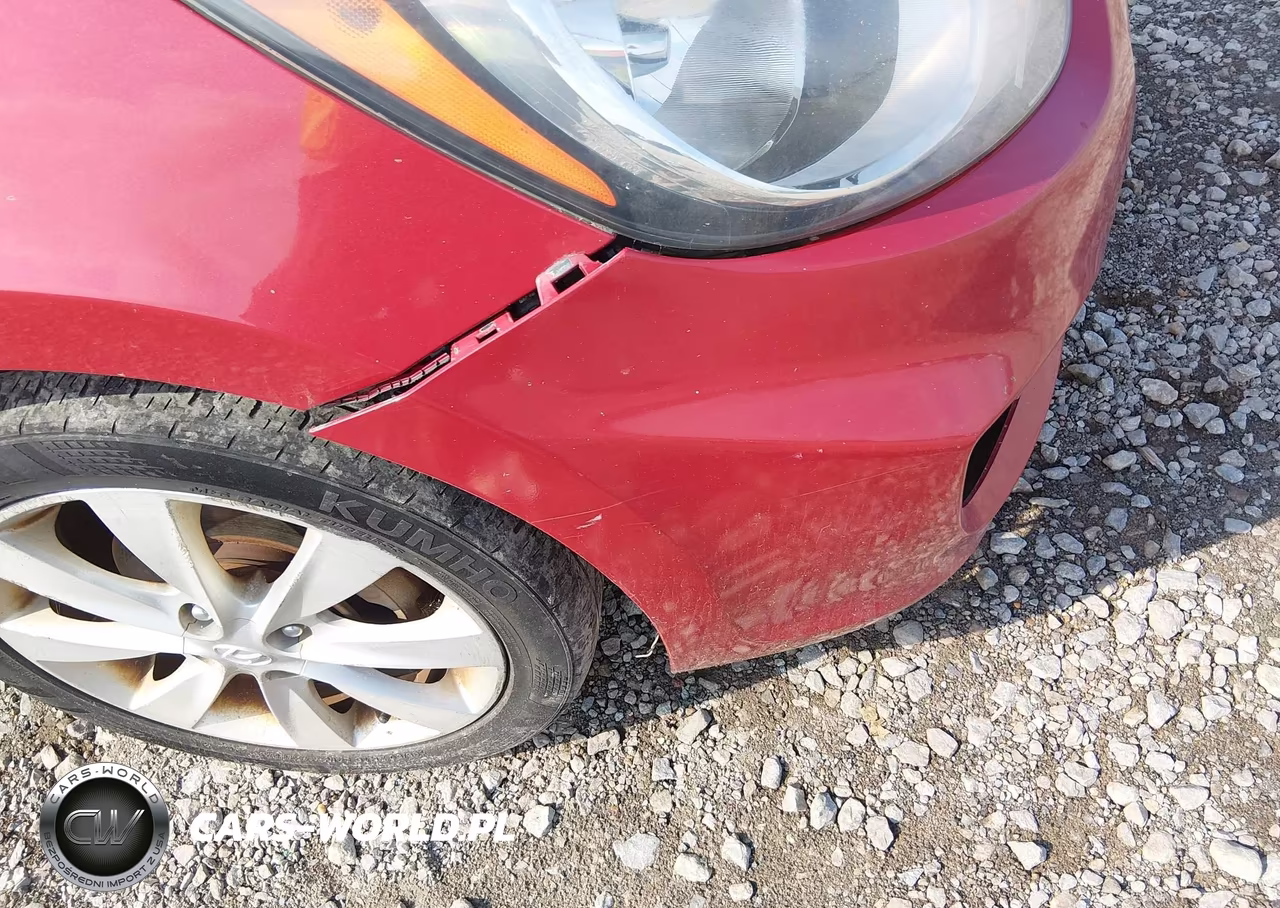 2013 Hyundai Accent Gls VIN:KMHCU4AE9DU429330 - 12